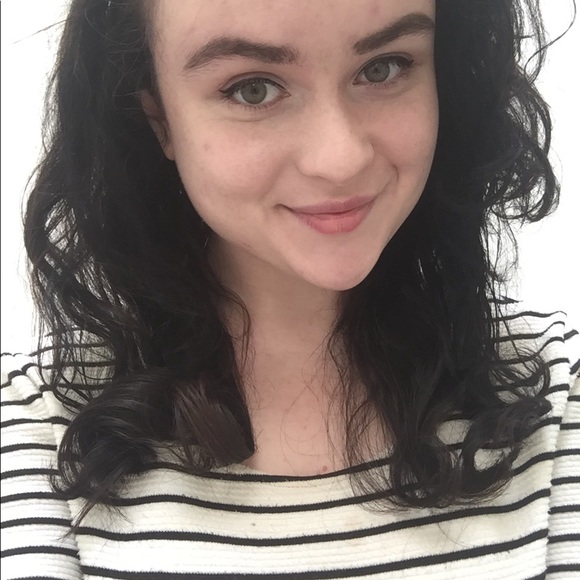 Meet your Posher, Evangeline - Picture 1 of 1